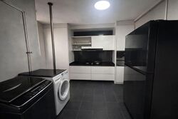 Blk 556 Jurong West Street 42 (Jurong West), HDB Executive #562594791